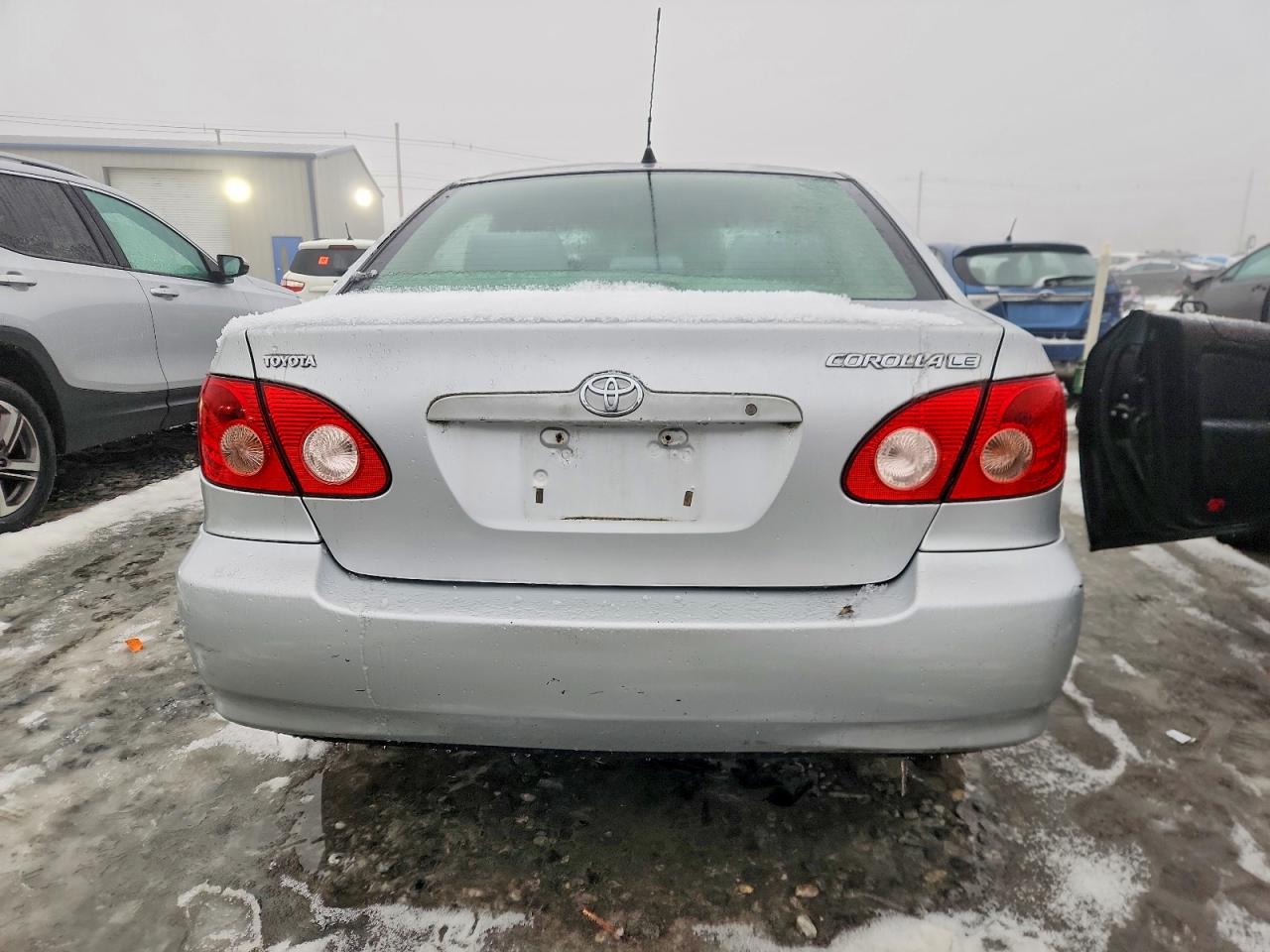 2005 TOYOTA COROLLA CE photo 6