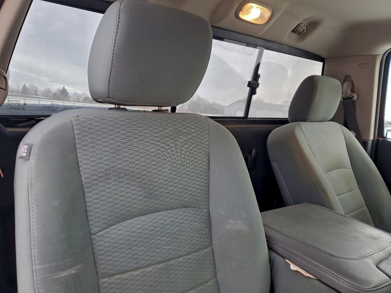 2018 RAM 2500 ST photo 10