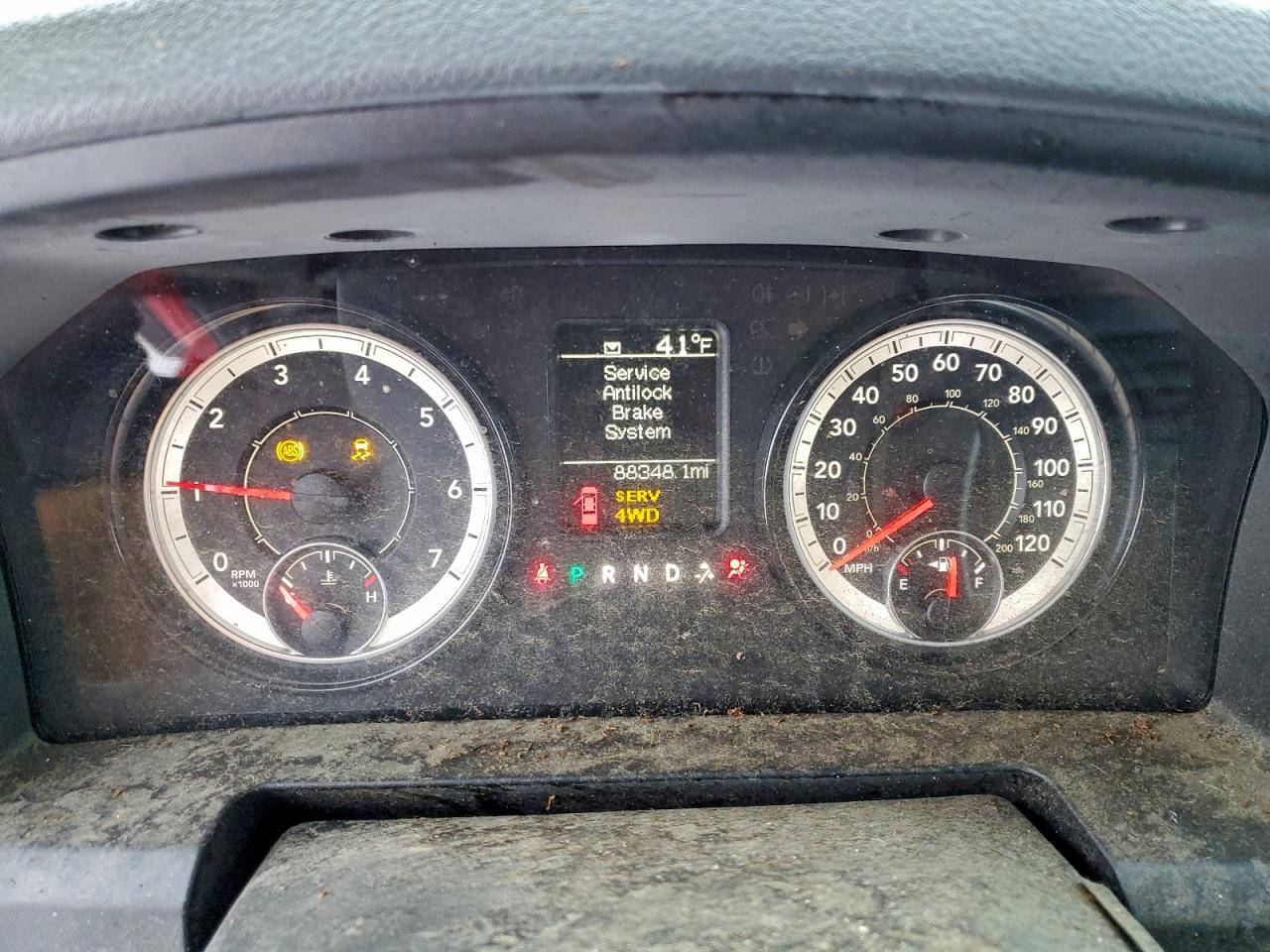2018 RAM 2500 ST photo 9