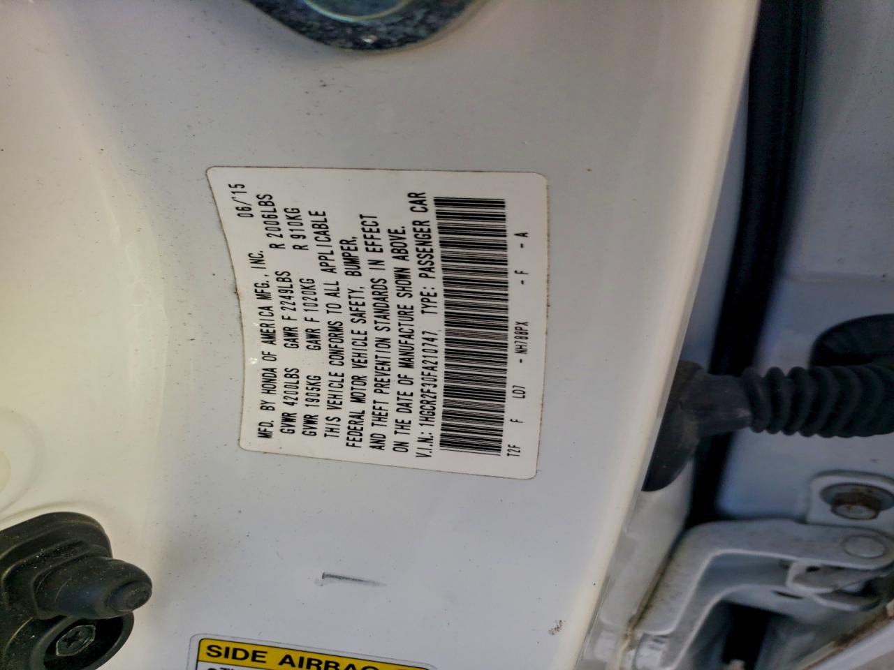 2015 HONDA ACCORD LX photo 12