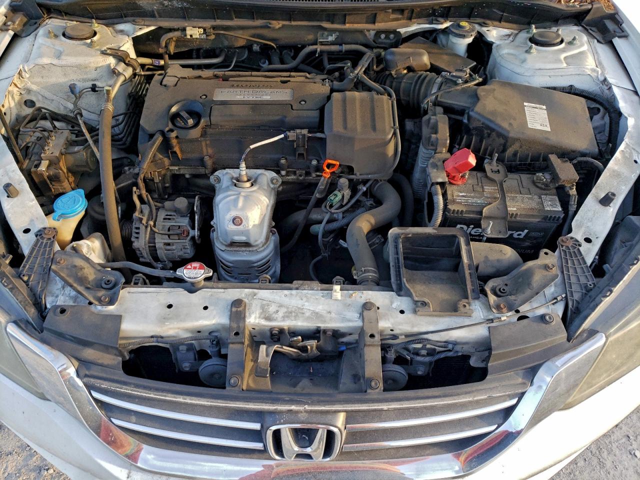 2015 HONDA ACCORD LX photo 11