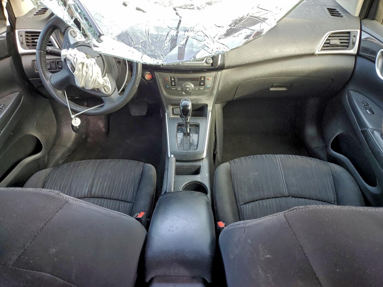 2018 NISSAN SENTRA S photo 15