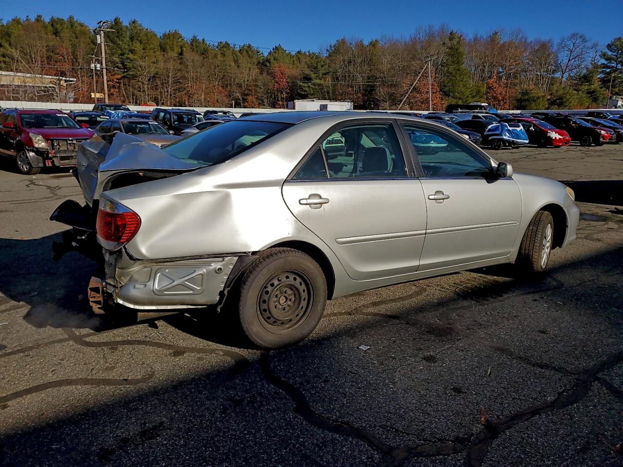 2005 TOYOTA CAMRY LE photo 5