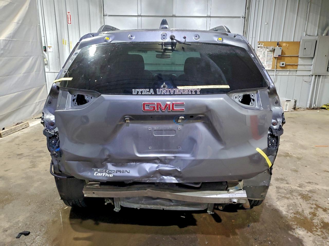 2018 GMC TERRAIN SLE photo 11
