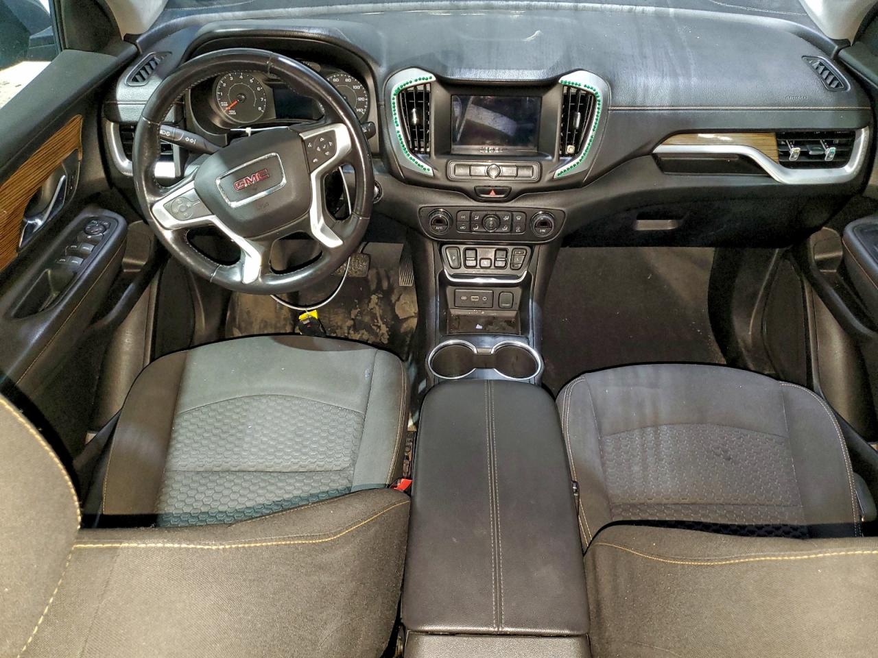 2018 GMC TERRAIN SLE photo 15