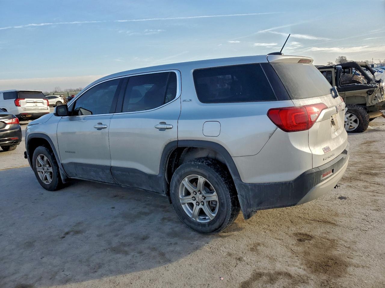 2019 GMC ACADIA SLE photo 2