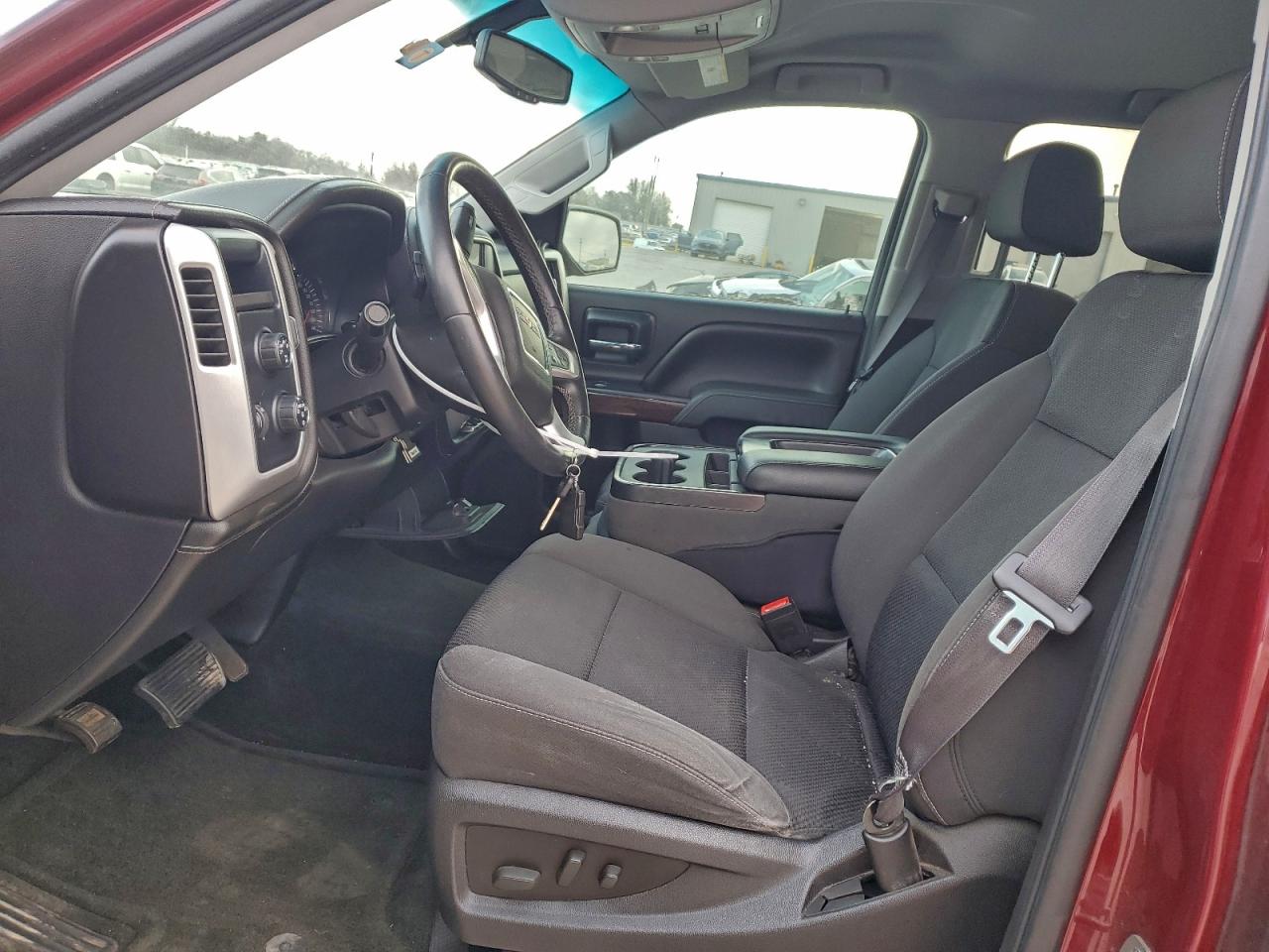 2014 GMC SIERRA K1500 SLE photo 7