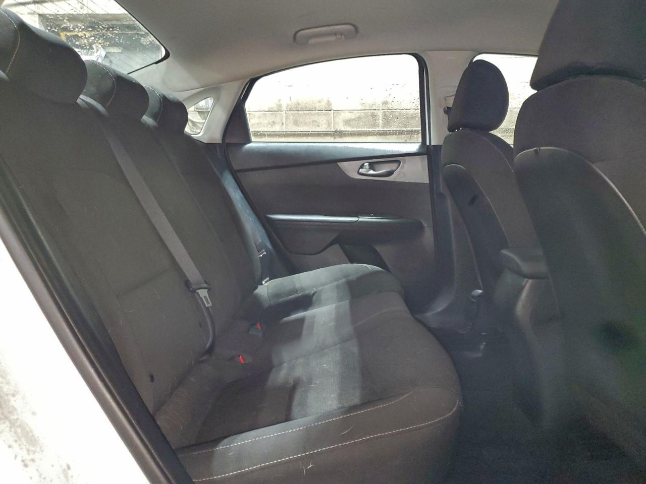 2021 KIA FORTE FE photo 10