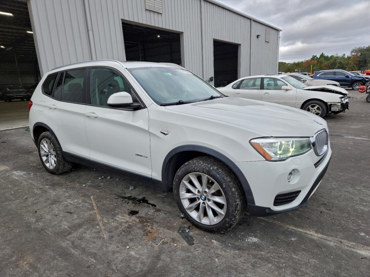 2015 BMW X3 XDRIVE28I photo 4