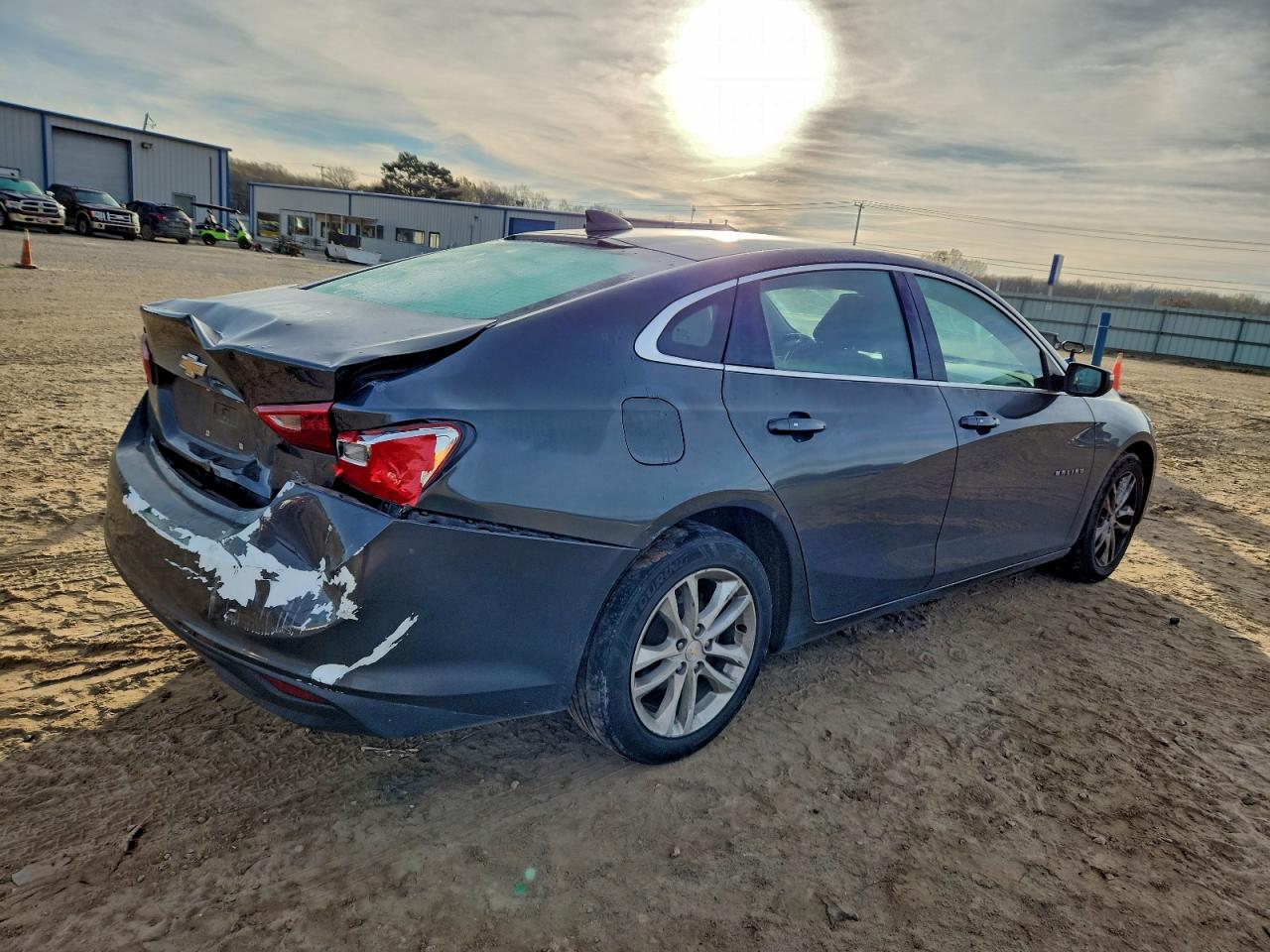 2018 CHEVROLET MALIBU LT photo 3