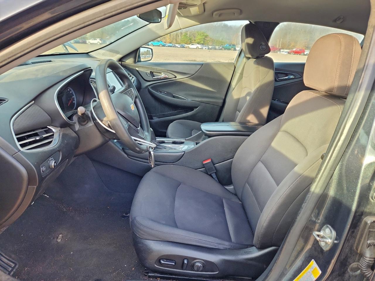 2018 CHEVROLET MALIBU LT photo 7