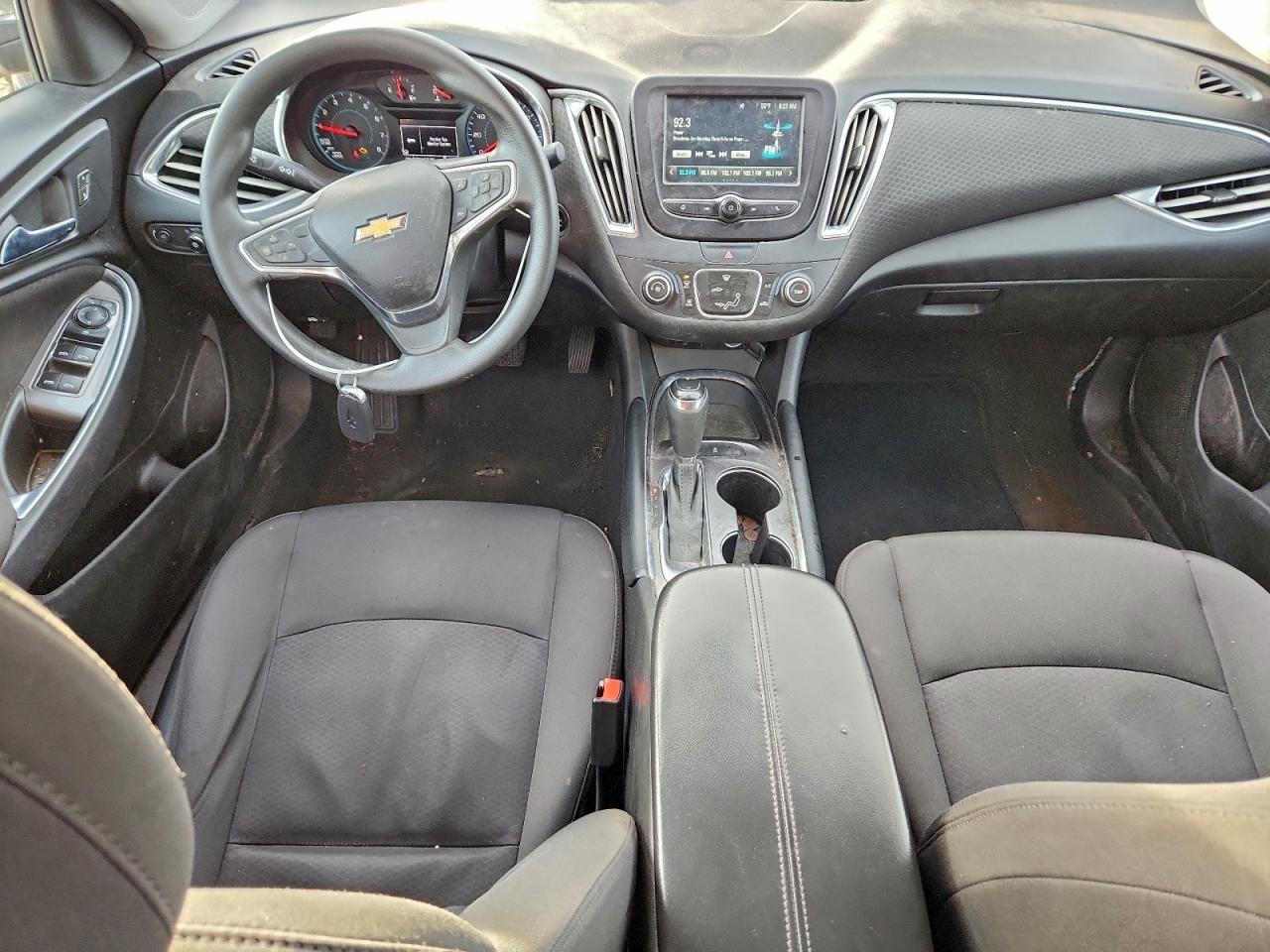 2018 CHEVROLET MALIBU LT photo 8