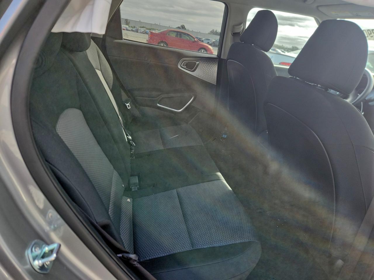 2024 KIA SOUL LX photo 10