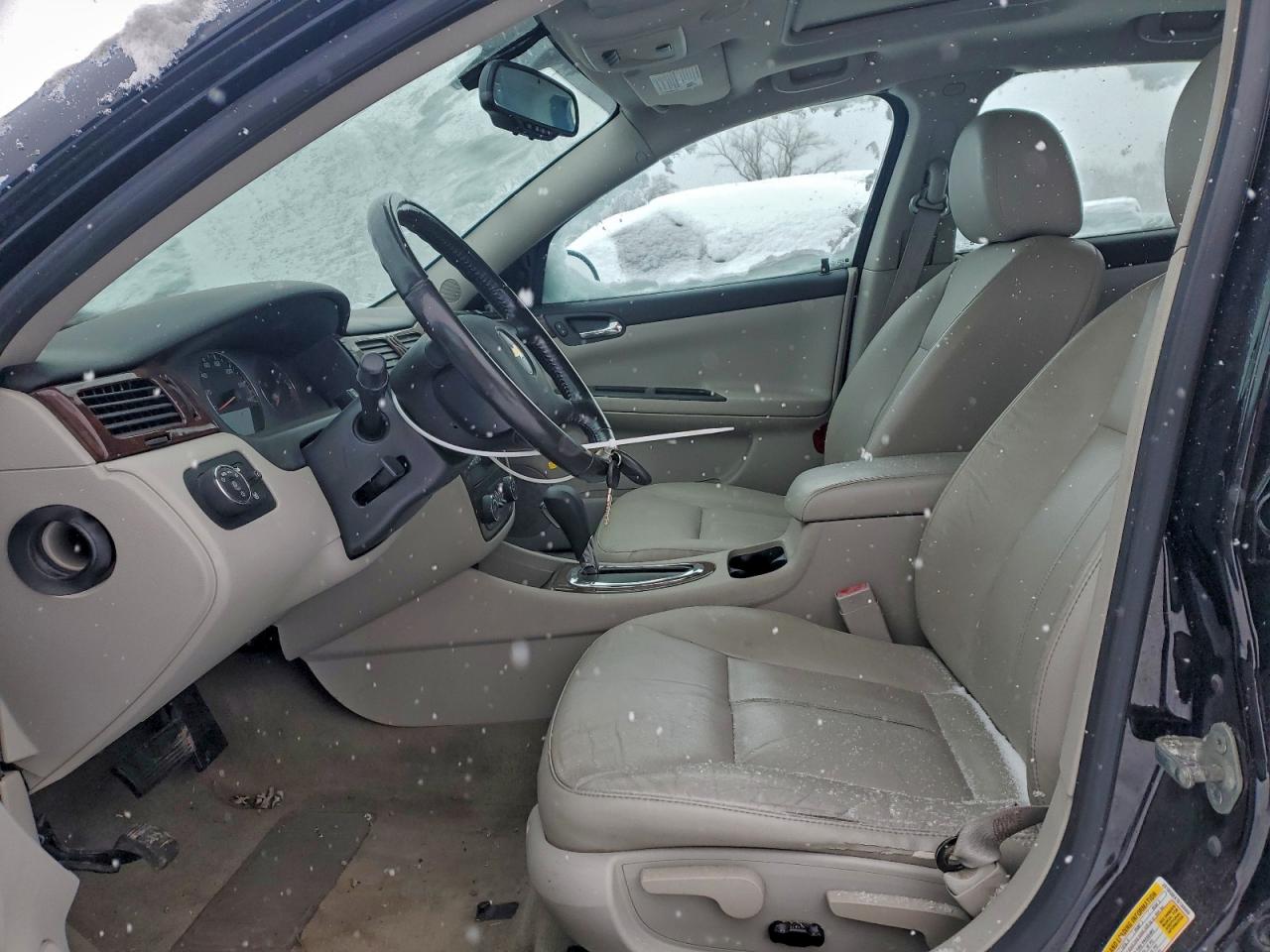 2011 CHEVROLET IMPALA LT photo 7
