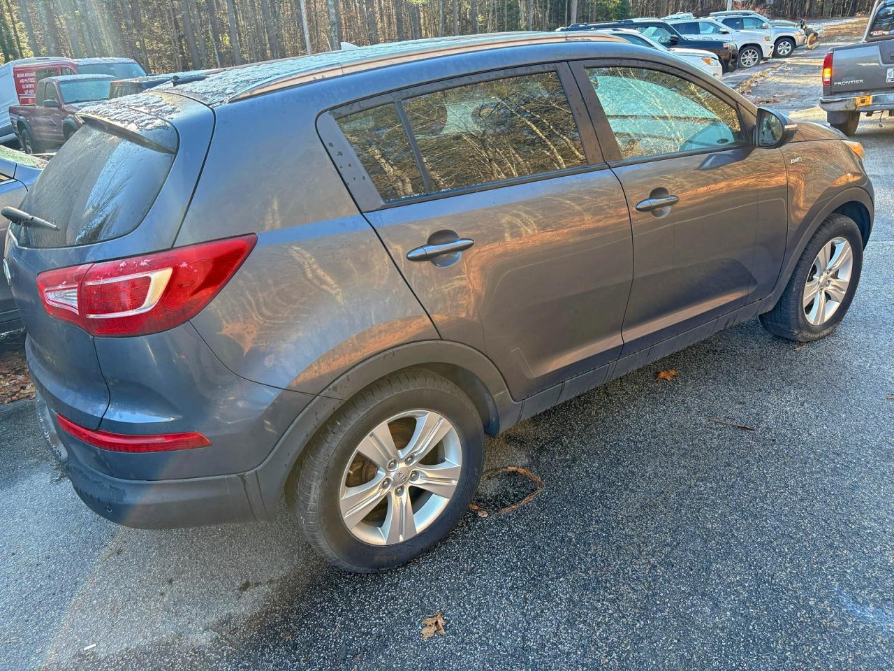 2012 KIA SPORTAGE LX photo 4