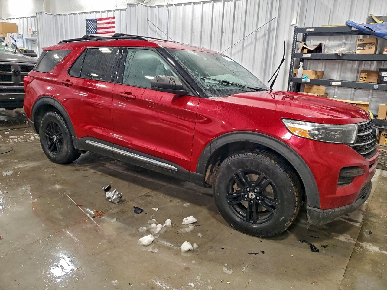 2020 FORD EXPLORER XLT photo 4