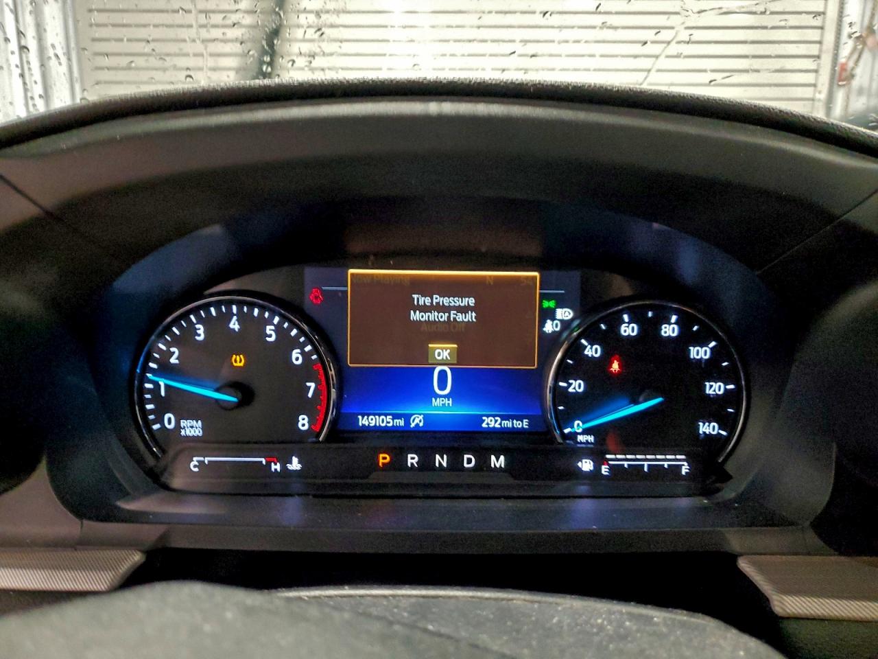 2020 FORD EXPLORER XLT photo 9