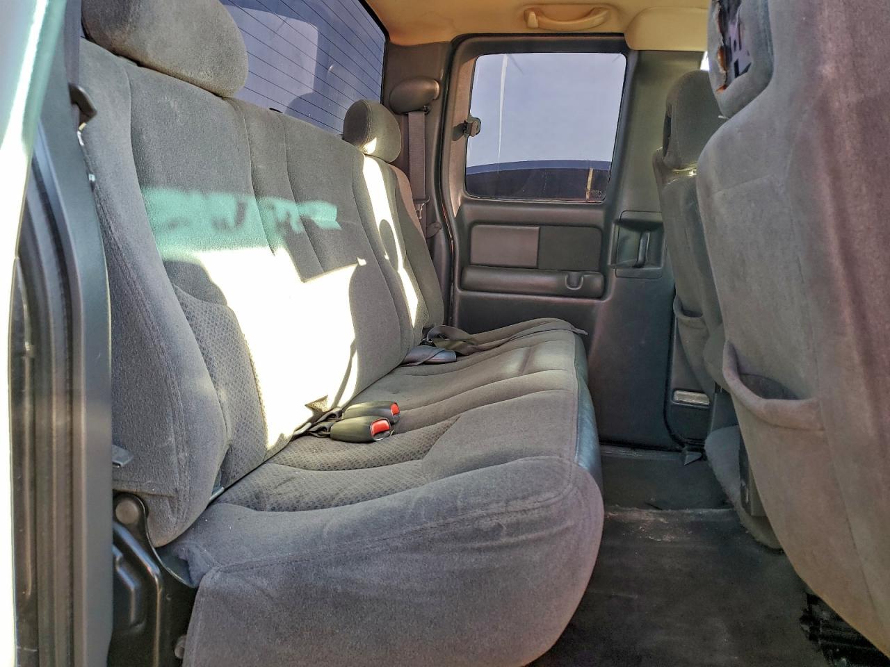 2005 CHEVROLET SILVERADO C1500 photo 10