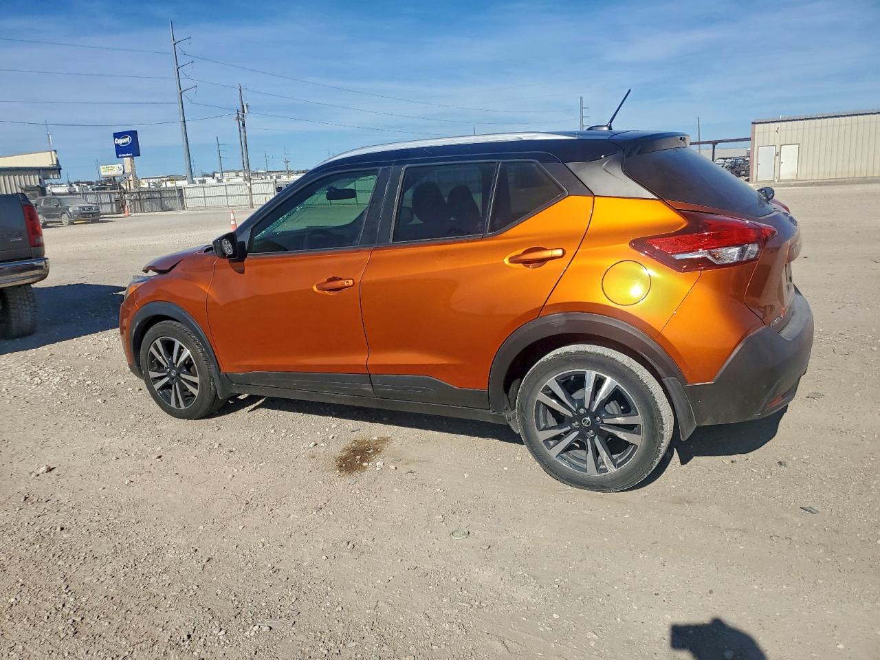 2019 NISSAN KICKS S photo 2