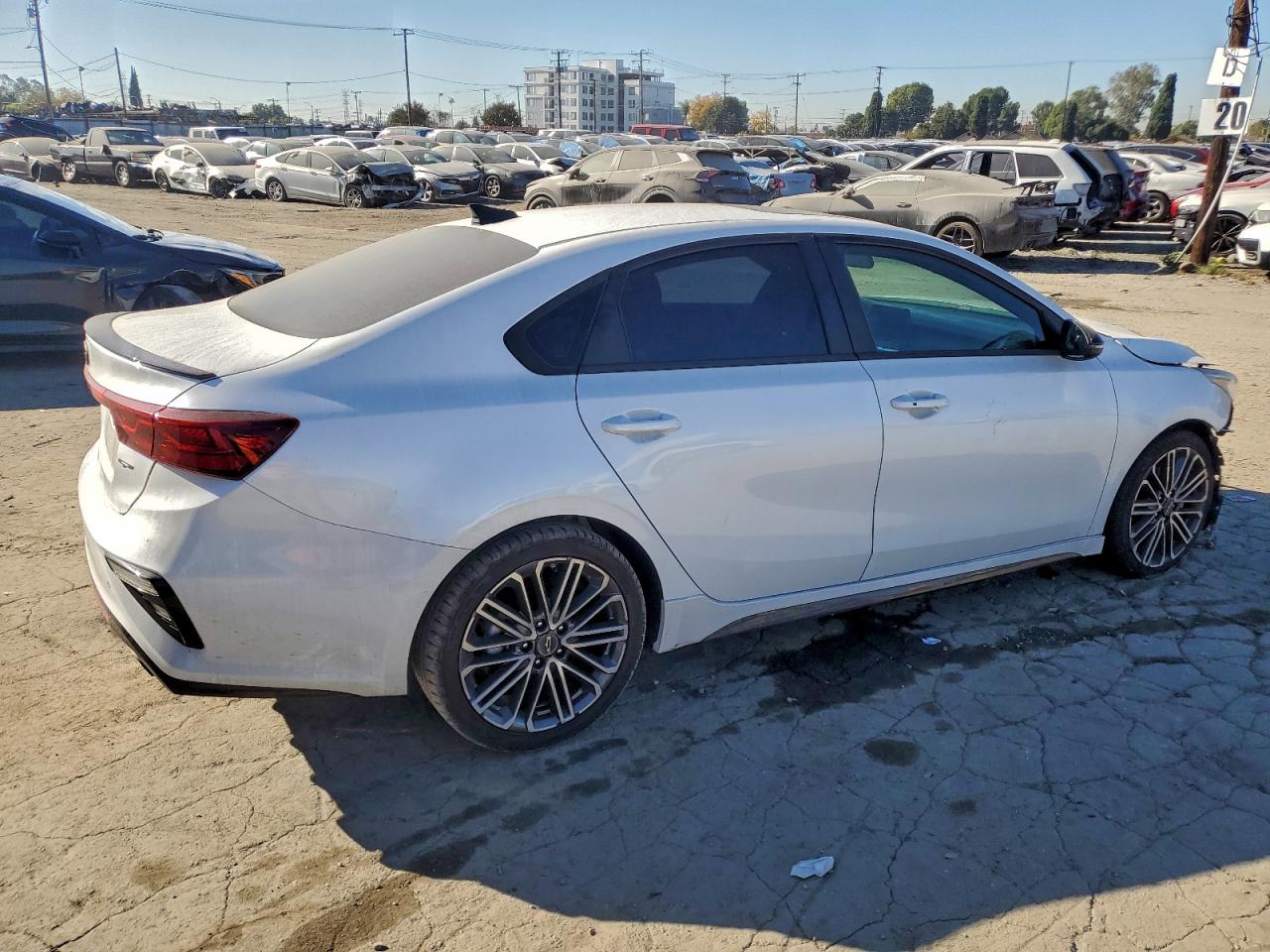 2021 KIA FORTE GT photo 3