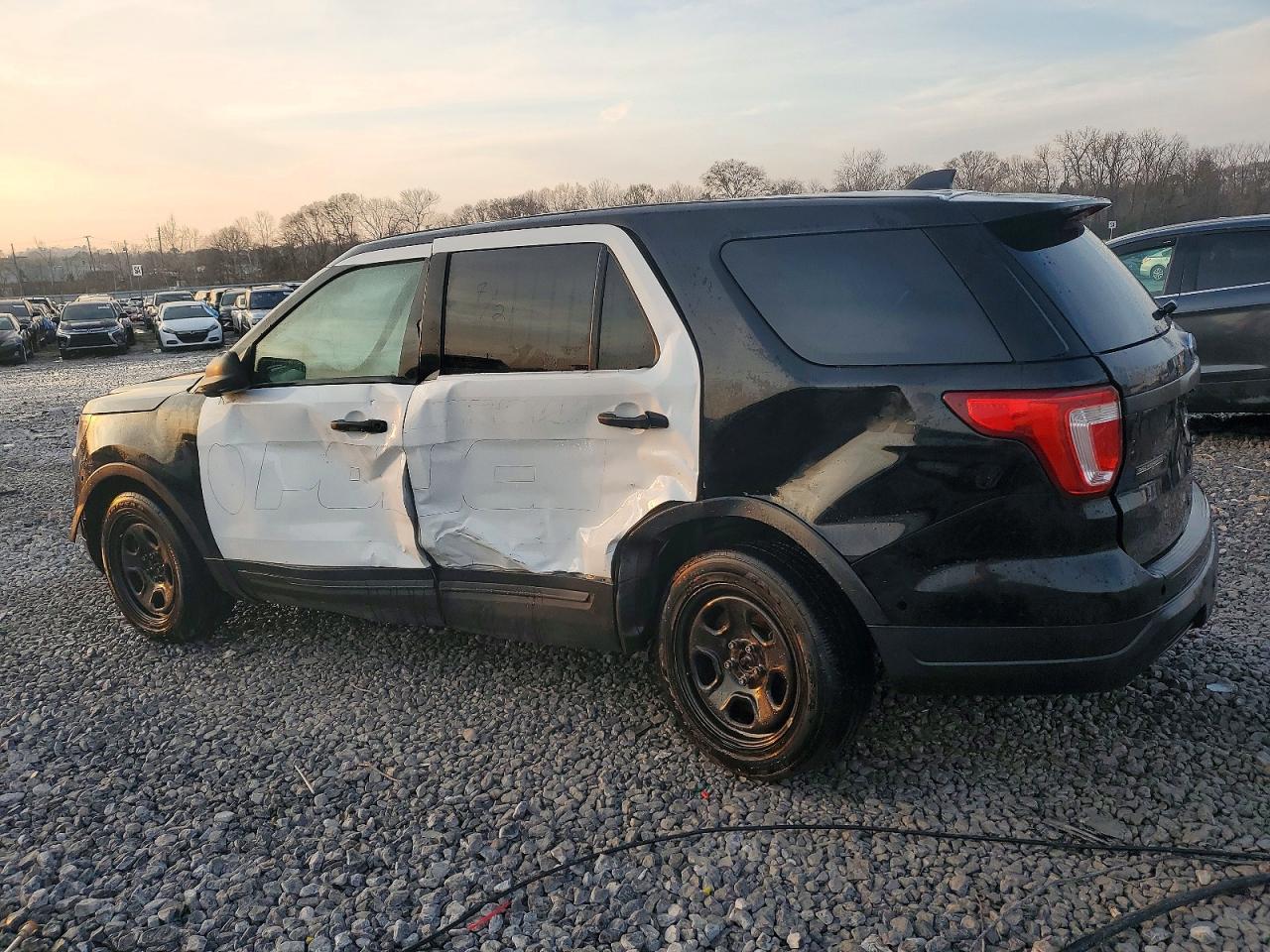 2018 FORD EXPLORER POLICE INTERCEPTOR photo 4