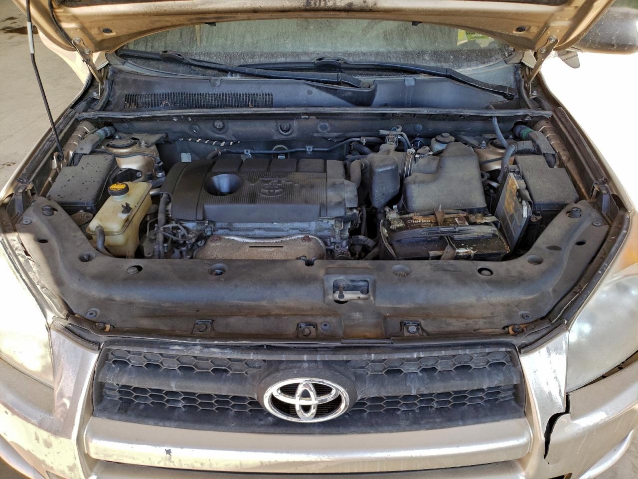 2011 TOYOTA RAV4 photo 34