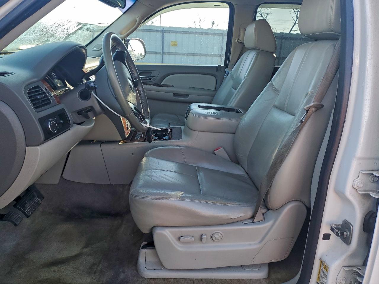 2008 CHEVROLET TAHOE C1500 photo 7