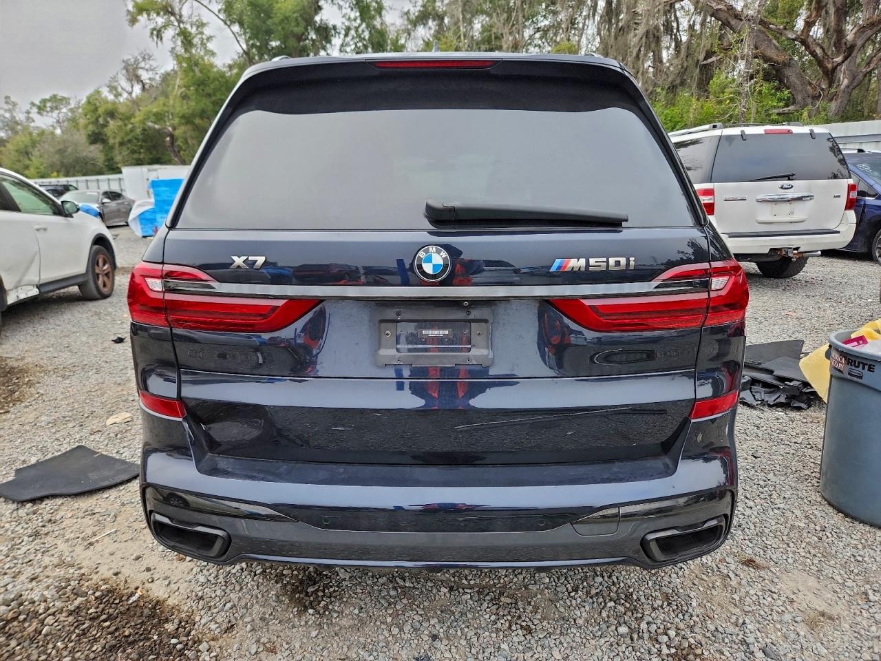 2020 BMW X7 M50I photo 6
