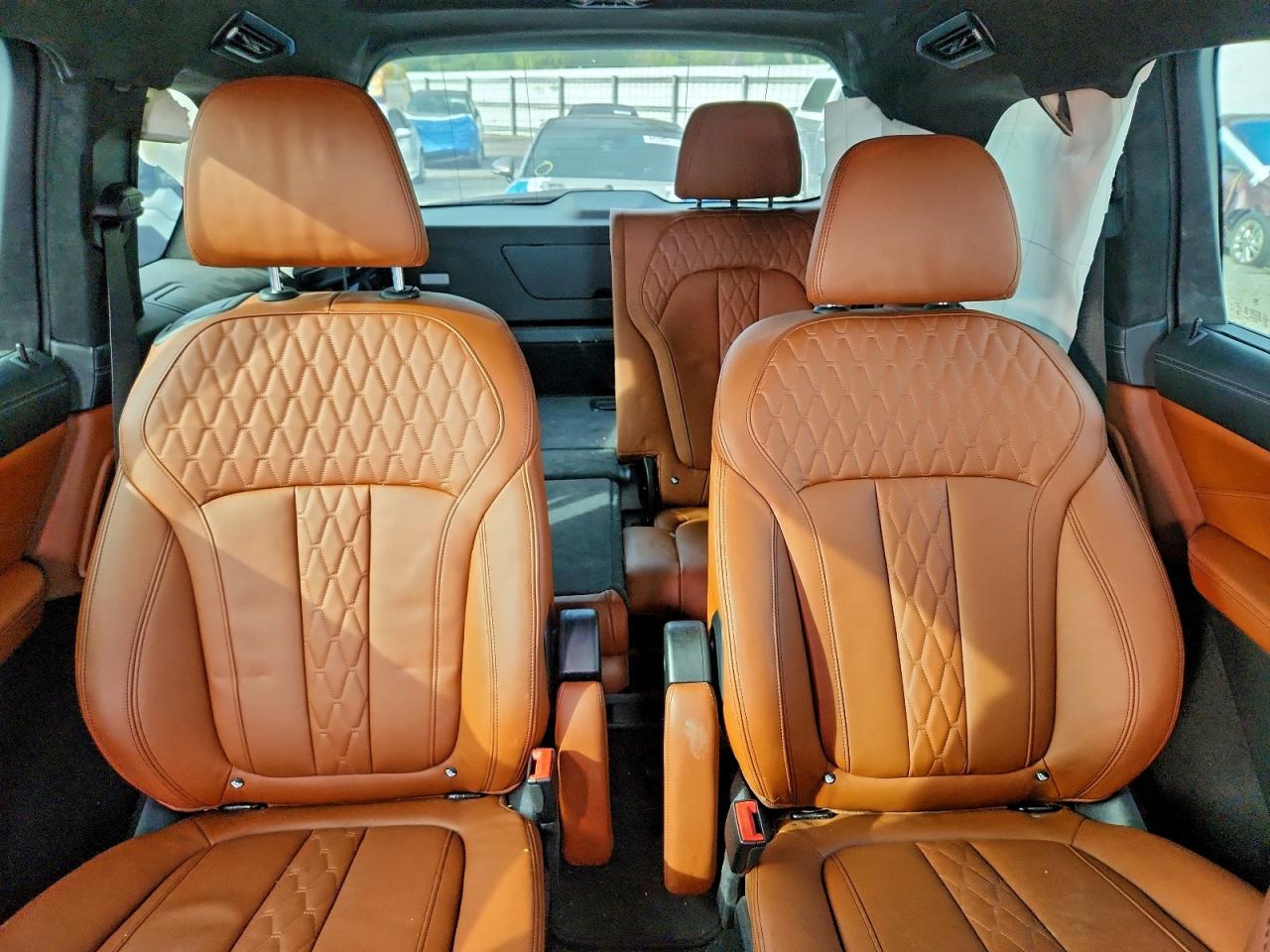 2020 BMW X7 M50I photo 10