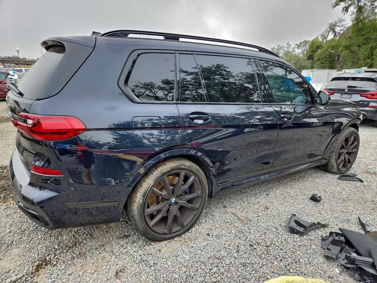 2020 BMW X7 M50I photo 3
