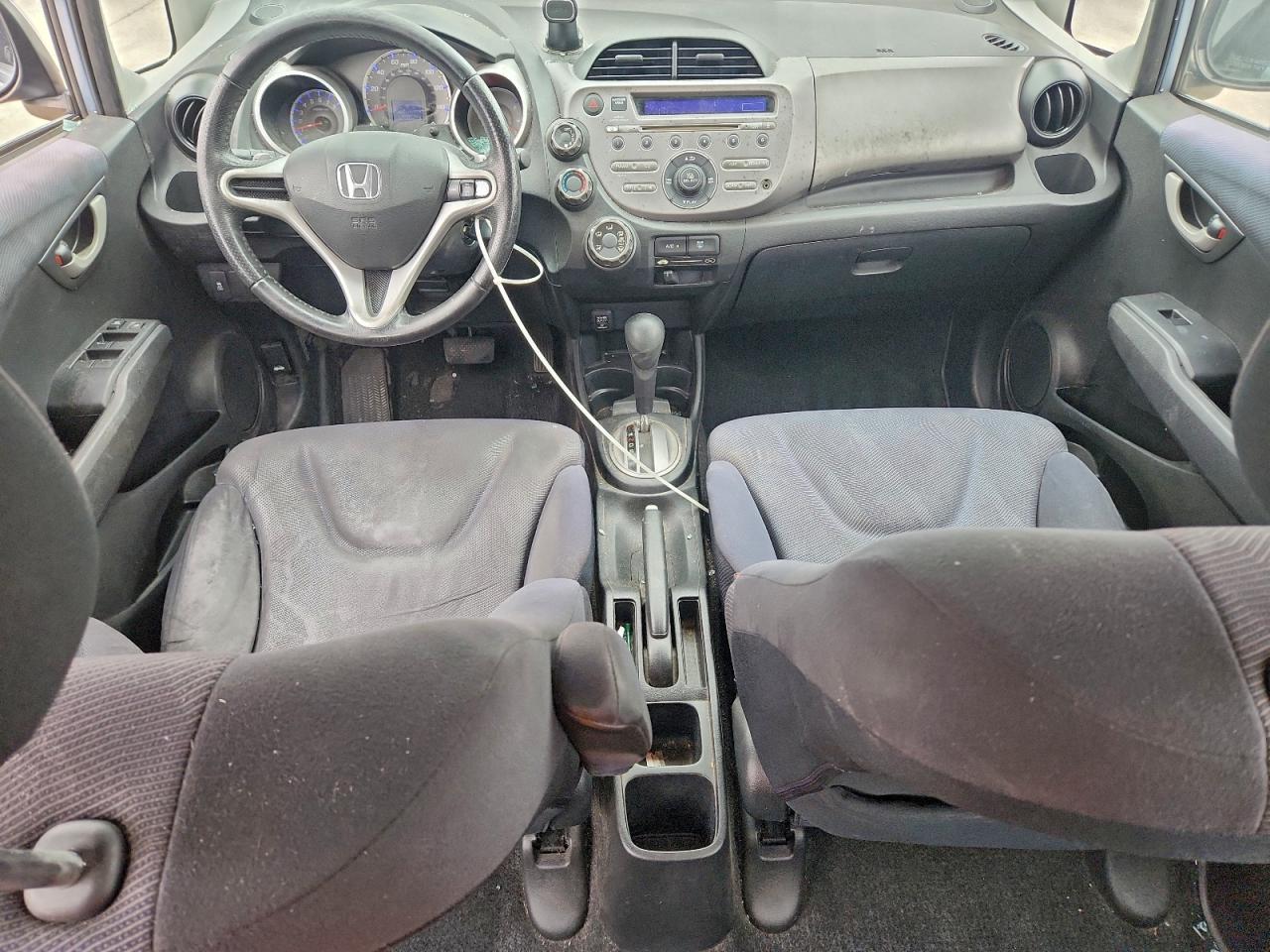 2011 HONDA FIT SPORT photo 8