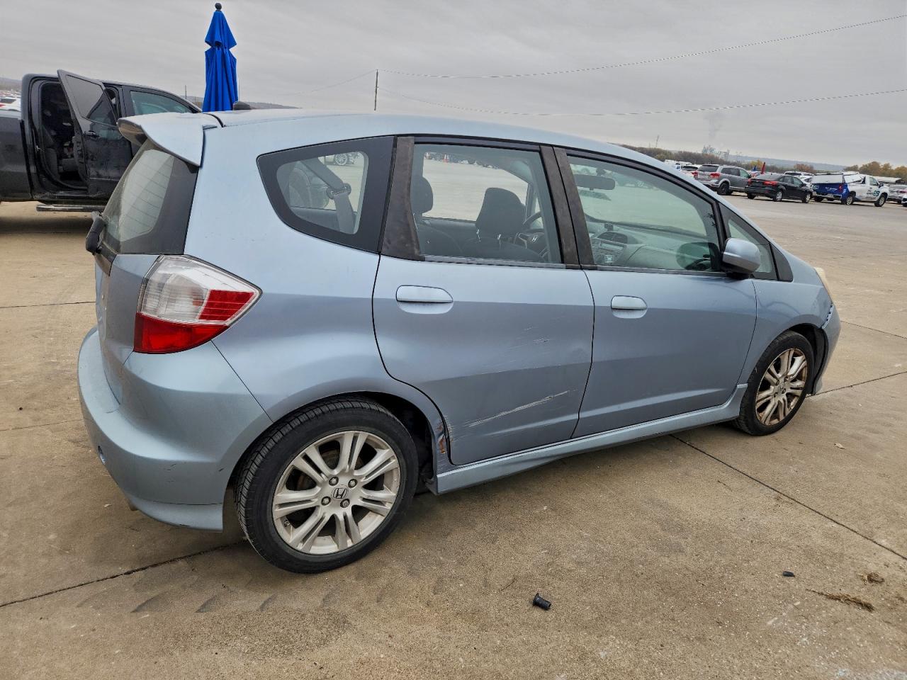 2011 HONDA FIT SPORT photo 3
