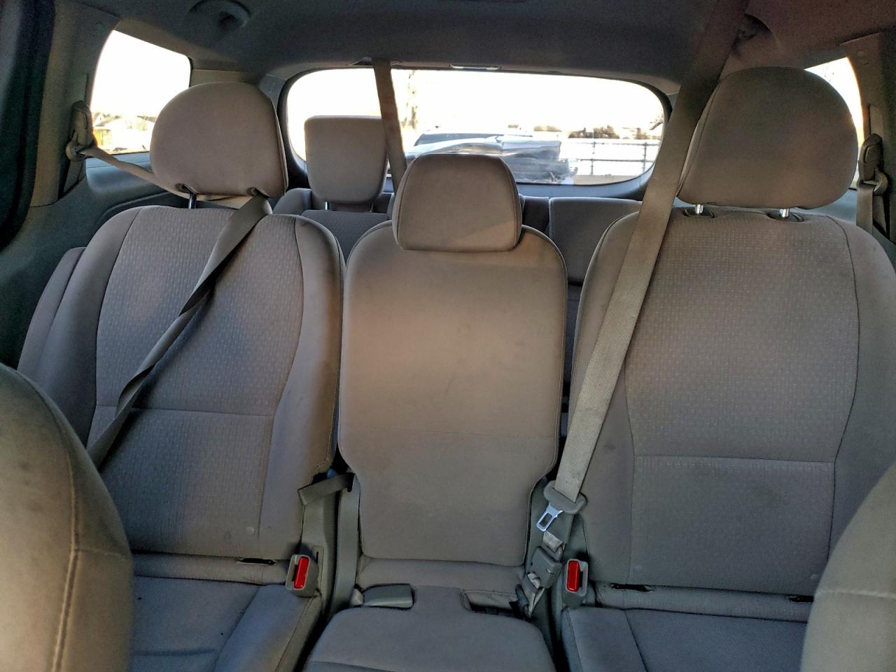 2018 KIA SEDONA LX photo 10