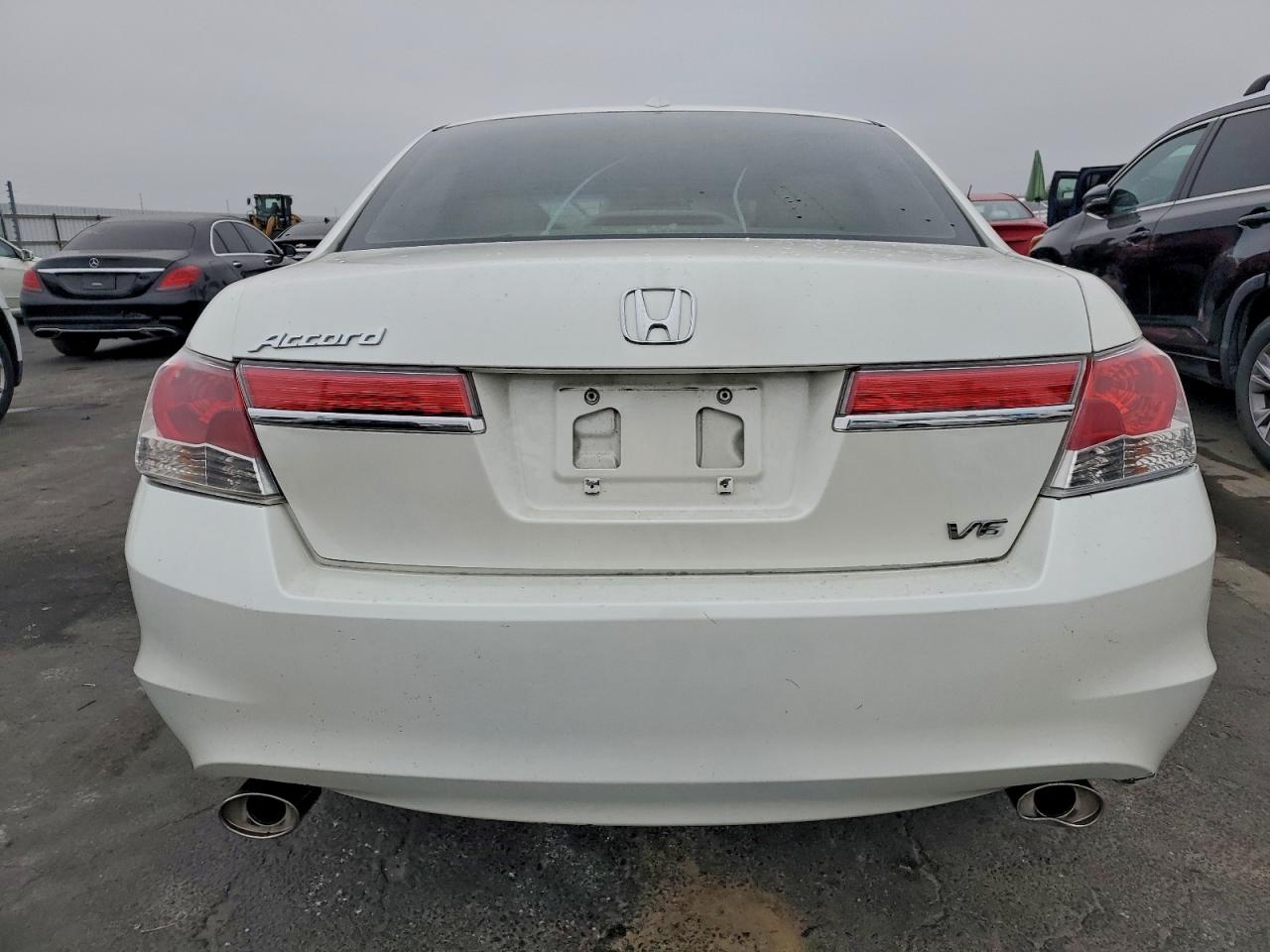 2011 HONDA ACCORD EXL photo 6