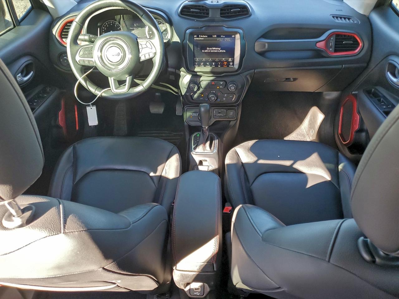 2023 JEEP RENEGADE TRAILHAWK photo 8