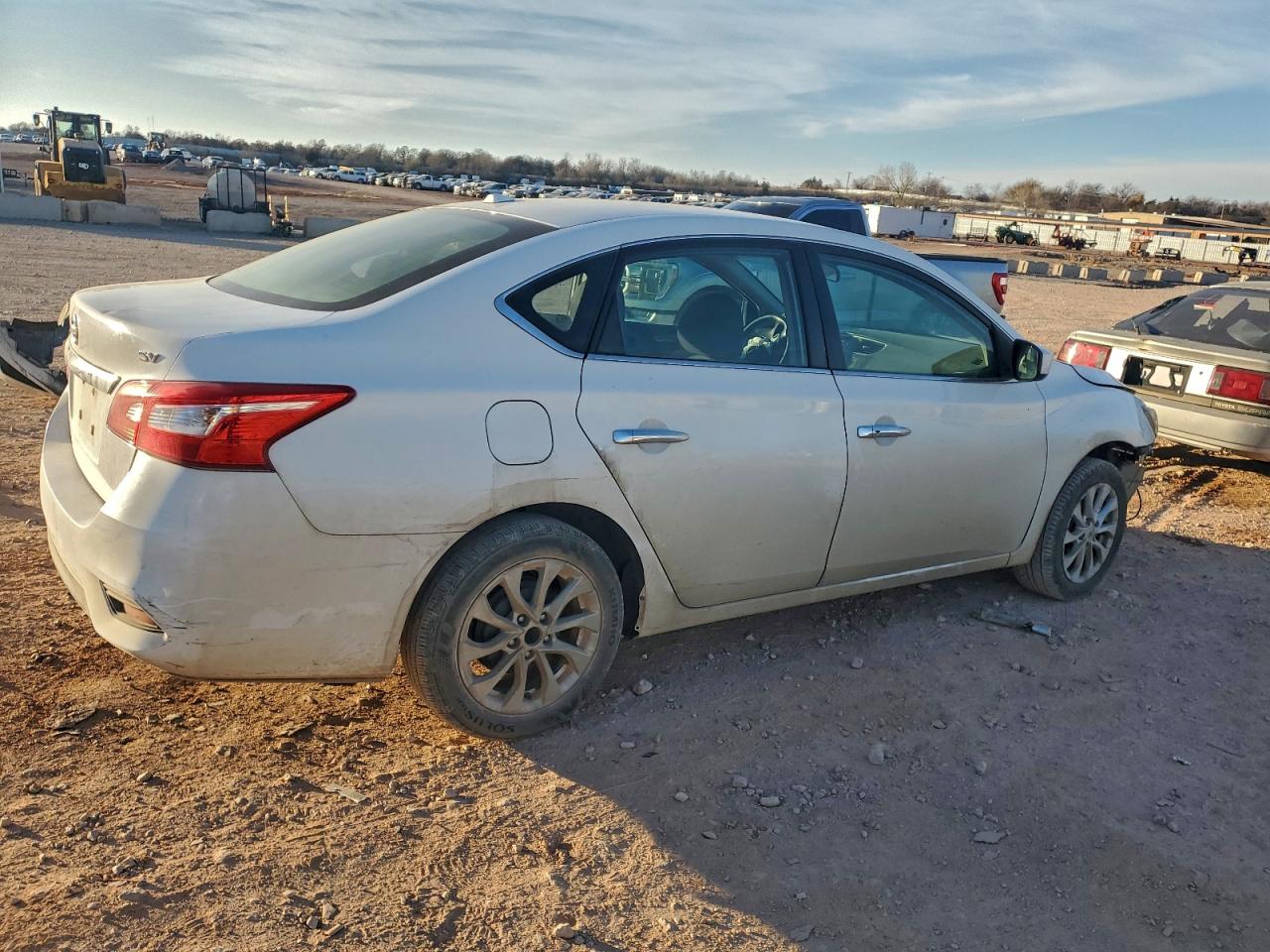 2018 NISSAN SENTRA photo 5