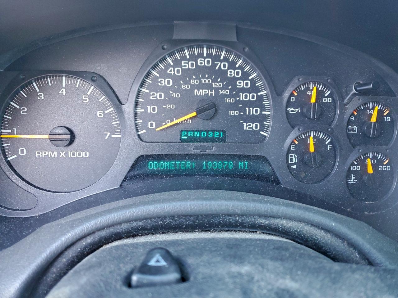2004 CHEVROLET TRAILBLAZER LS photo 9