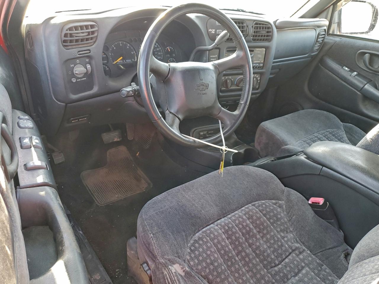 1999 CHEVROLET S TRUCK S10 photo 8