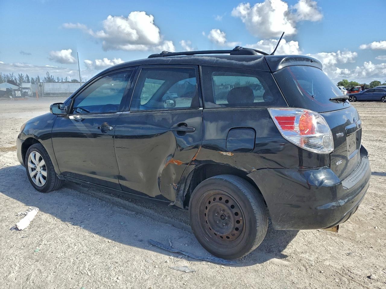 2006 TOYOTA COROLLA MATRIX BASE photo 2