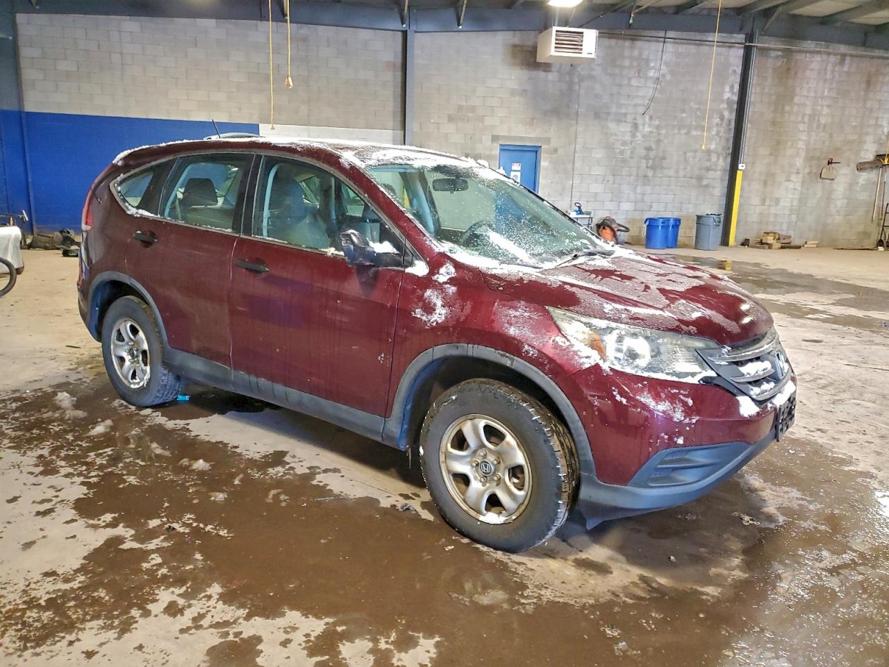2014 HONDA CR-V LX photo 4