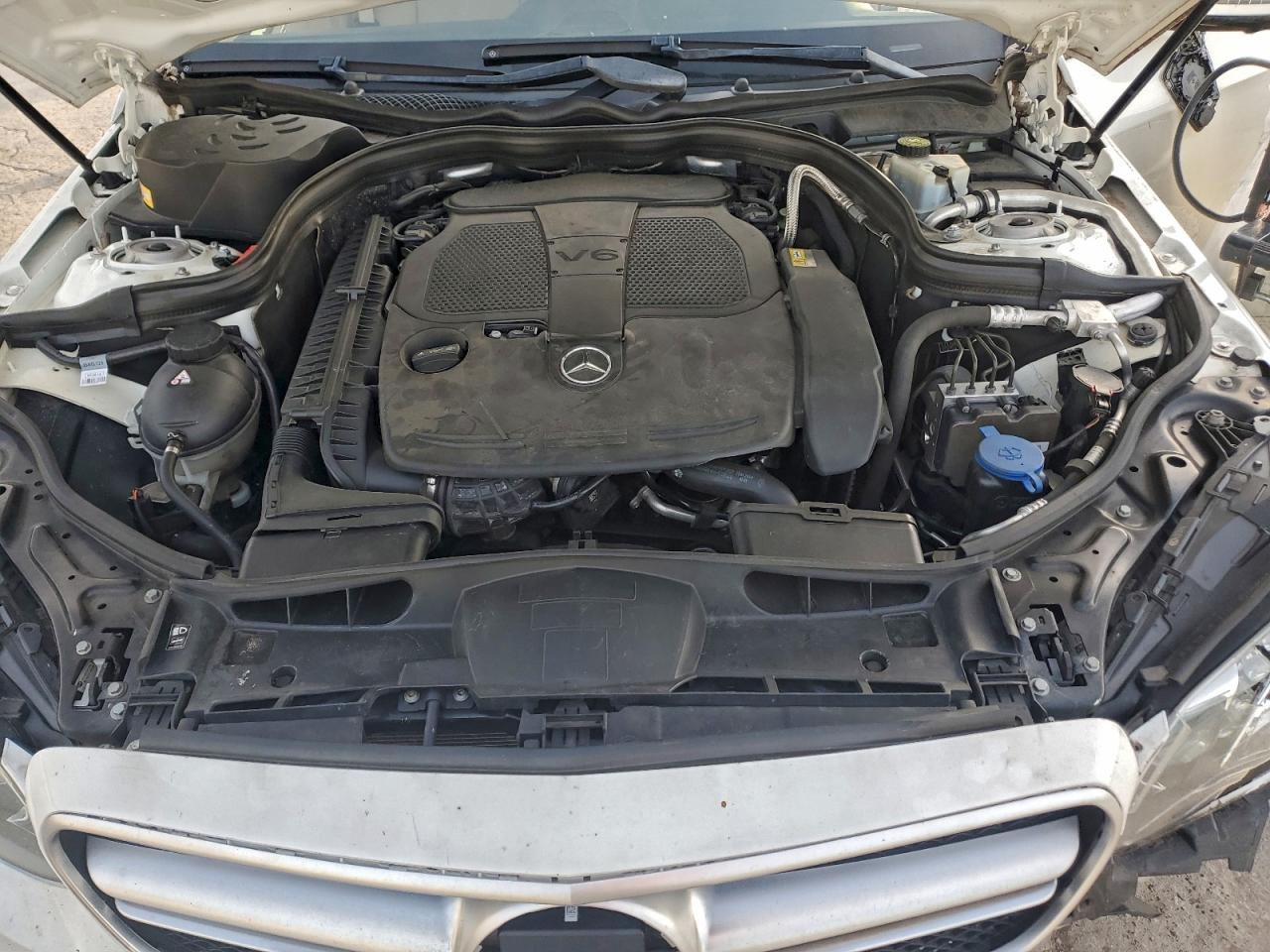 2014 MERCEDES-BENZ E 350 4MATIC photo 11