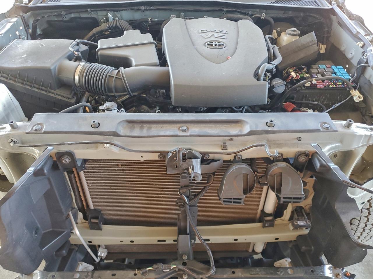 2022 TOYOTA TACOMA DOUBLE CAB photo 11