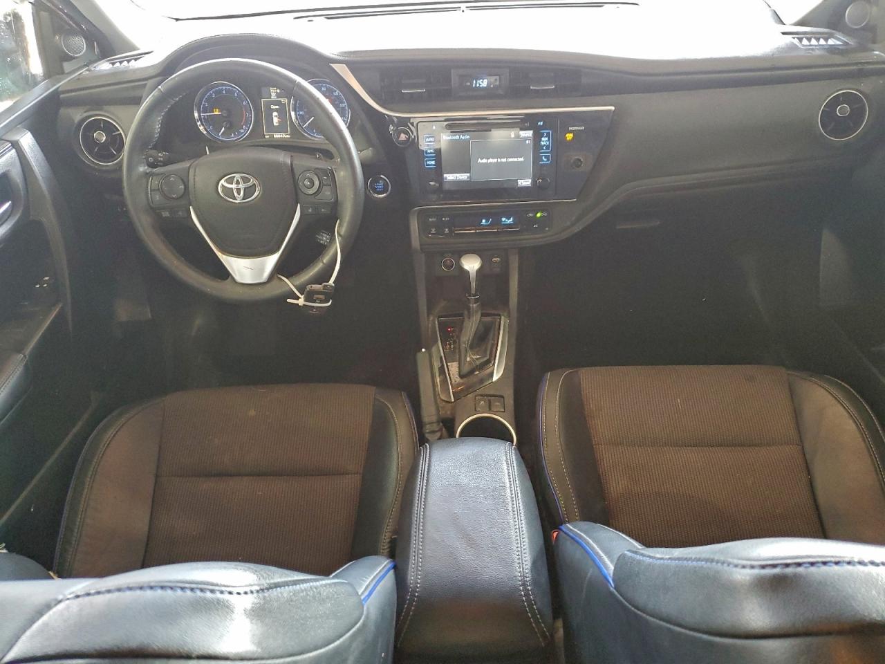 2017 TOYOTA COROLLA L photo 15