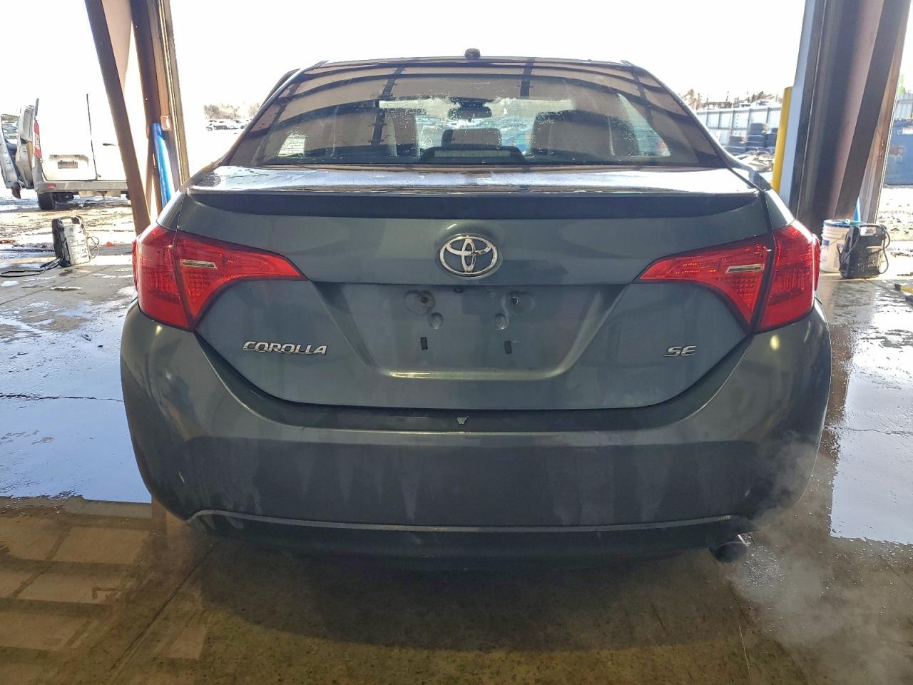 2017 TOYOTA COROLLA L photo 11