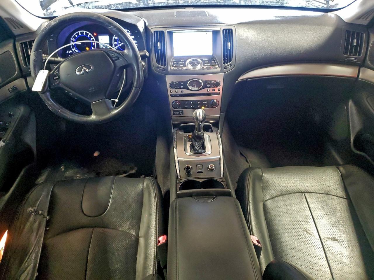 2013 INFINITI G37 photo 22