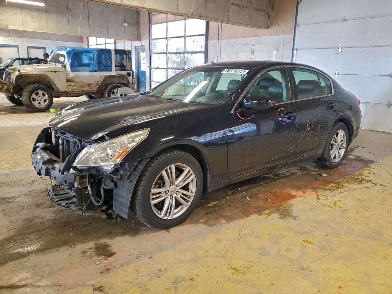 2013 INFINITI G37