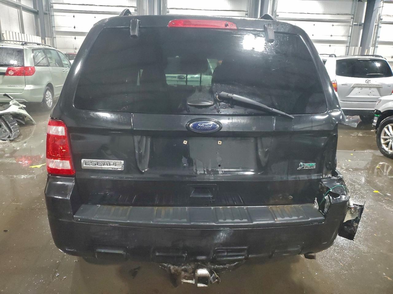 2011 FORD ESCAPE XLT photo 6
