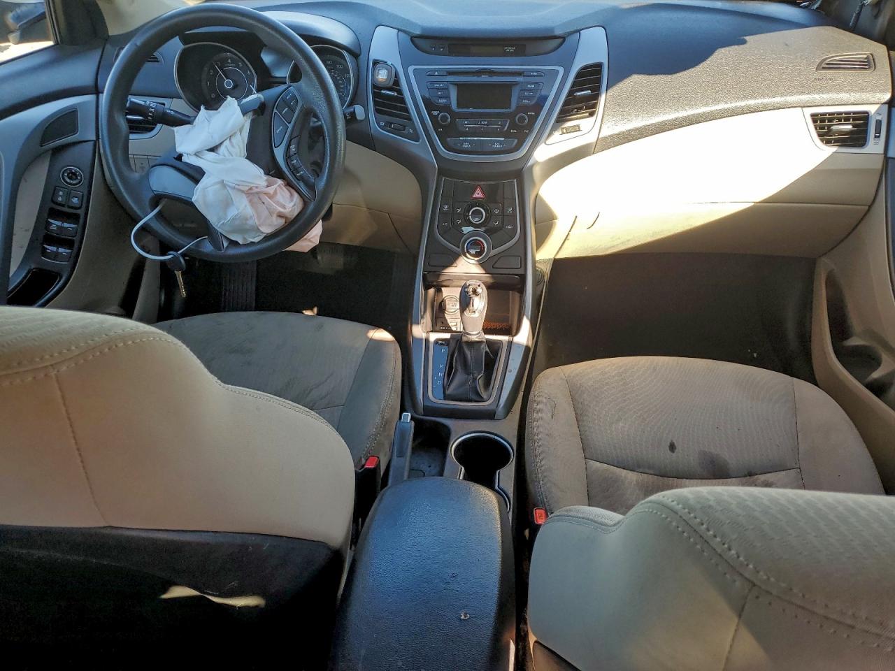 2014 HYUNDAI ELANTRA SE photo 8