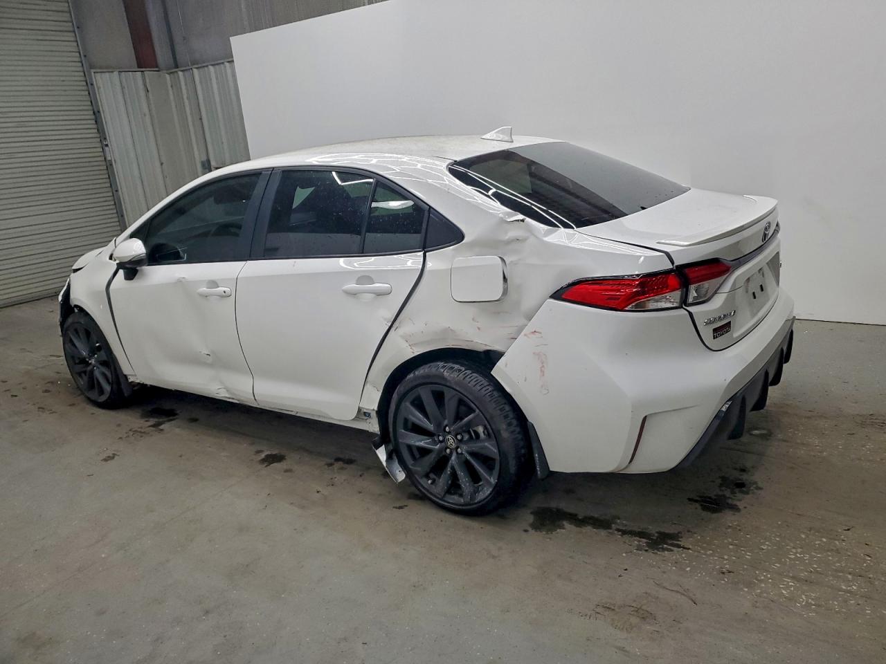 2024 TOYOTA COROLLA SE photo 2