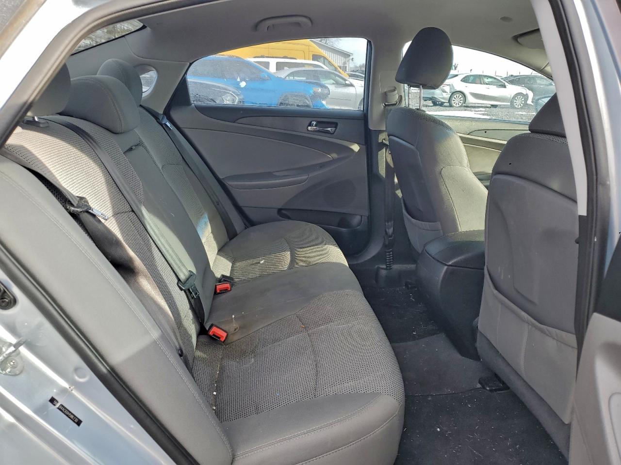 2013 HYUNDAI SONATA GLS photo 28